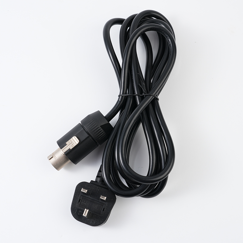 British Standard 13A TO NEUTRIK 32A